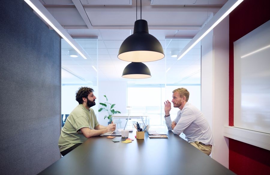 Man på kontor
